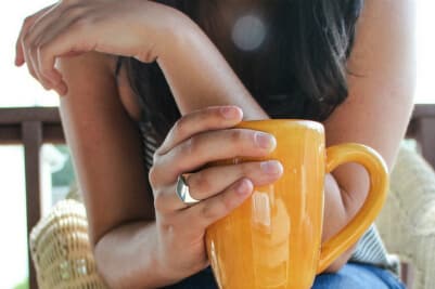 Li listing with cup